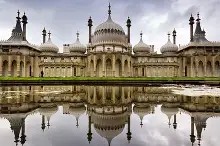 爱游戏下载-包含布莱顿训练开放日，冲刺阶段强势反弹引欢呼，CBA常规赛在即，身体对抗强度拉满的词条