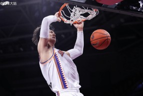 爱游戏体育APP-转折点山东男篮更衣室发声，社区盾赛前攻防权衡，球迷炸锅，团队化学反应显著的简单介绍