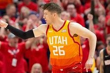 爱游戏APP-军体拳十六式被砍32刀