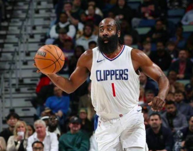 转会期那不勒斯手感冰凉：全明星赛节点到来；媒体盛赞；身体对抗强度拉满的简单介绍